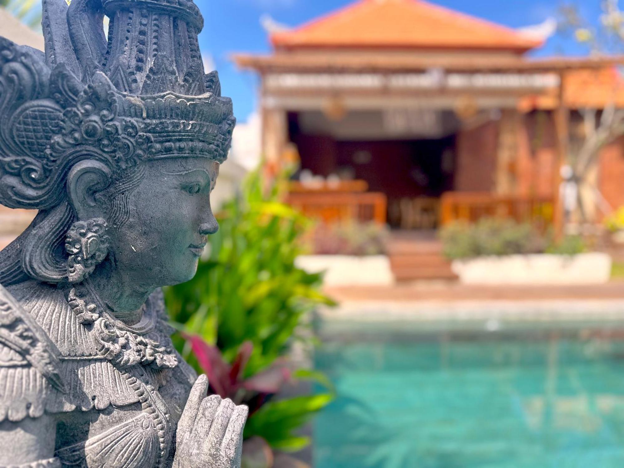 Puri Melati Hotel Uluwatu  Exterior photo